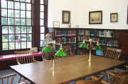 readingroom2.jpg (29572 bytes)