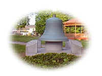 monument8.jpg (12045 bytes)