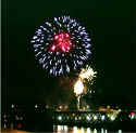 fireworks1.jpg (11357 bytes)
