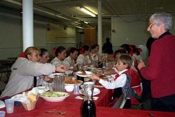 stmarylunch012