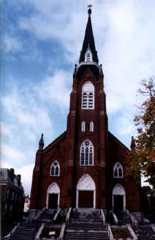 stmary2.jpg (54683 bytes)